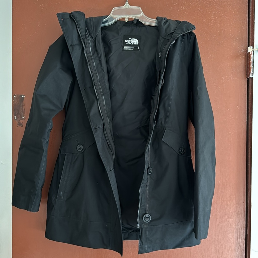 North Face lined jacket - Picture 2 of 16